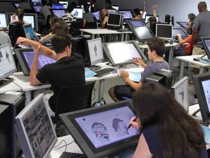 Alumnos del grado de Animación de U-Tad, en Madrid.