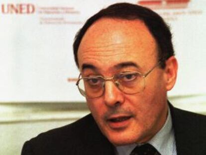 Luis María Linde.
