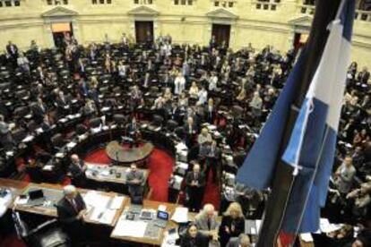 Vista general de la Cámara de Diputados de Argentina ayer durante el debate del proyecto de ratificación del acuerdo de compensación a la petrolera española Repsol por la expropiación del 51% de las acciones de YPF.