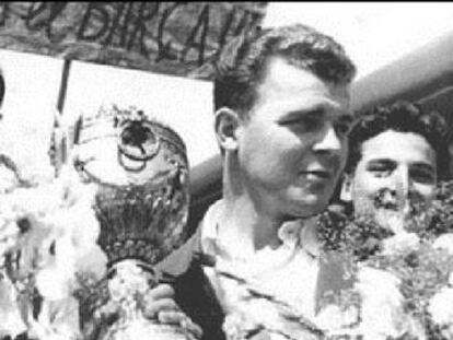 Kubala, con la Copa Latina de 1952.