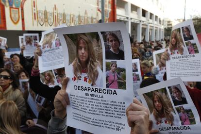 Manifestacion en Sevilla en 2009 para pedir que apareciera Marta Del Castillo.