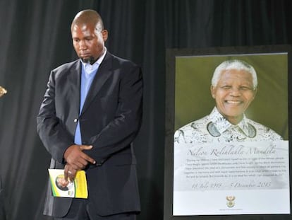 El nieto mayor de Nelson Mandela, Mandla, durante las horas previas al funeral del domingo 15 de diciembre.