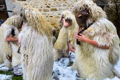 Zalduondo (Álava). Once extinct, this Basque carnival was restored in 1975. The main character is a doll named Markitos who gets walked around town on Sunday, and represents the sins of the village. As such, Markitos is burned at the stake to wash everybody’s sins.