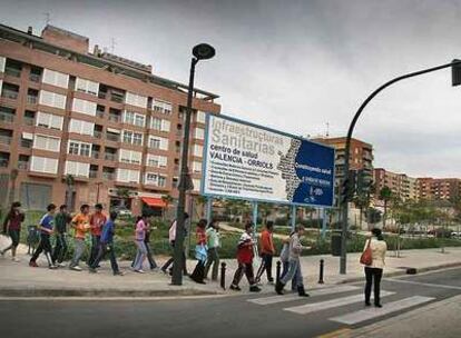 Solar del barrio valenciano de Orriols, destinado a un centro de salud presupuestado por la Generalitat desde hace una década.