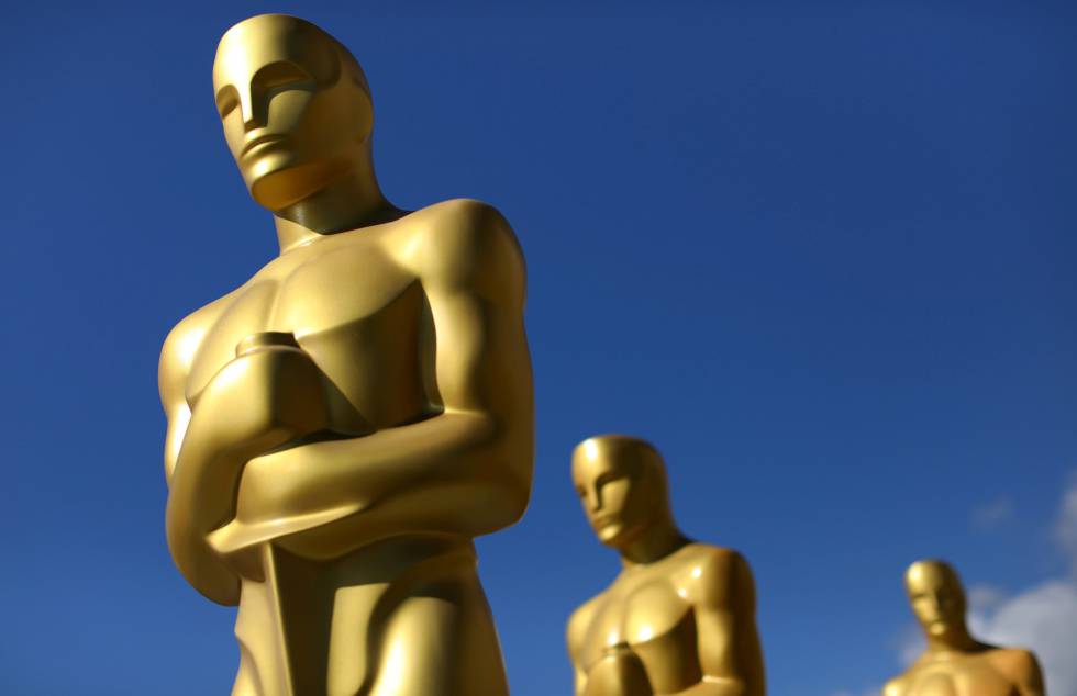 Estatuas de los Oscar como decorado de la edición de los premios de Hollywood de 2017.