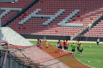 Primer entrenamiento de Atlhetic en el nuevo San Mamés.