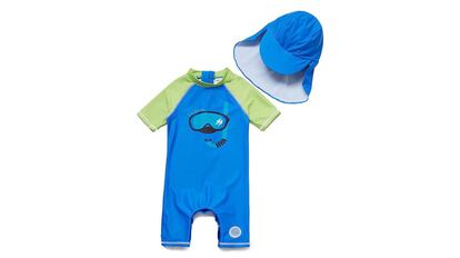 Bañador para bebés con protección solar que viene equipado con un sombrero.