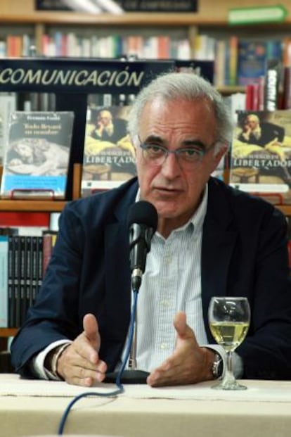 El escritor español Fermín Goñí.