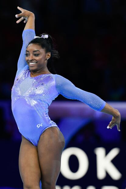 Simone Biles en 2019, en el campeonato mundial de Stuttgart.