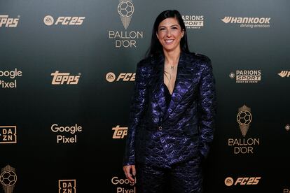 Jenni Hermoso, a su llegada a la alfombra roja del Teatro du Châtelet de París, este lunes.  