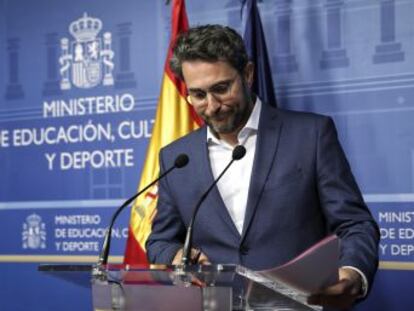 Màxim Huerta, que defraudó 256.778 euros al fisco entre 2006 y 2008, renuncia a la cartera de Cultura y Deportes