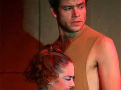 Iván Hermés y Aida Folch, en la obra <i>Roberto Zucco.</i>