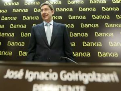 Las acciones de Bankia subieron hoy al cierre el 190,28 por ciento (la mayor subida de la bolsa), mientras que sus derechos negociables perdieron el 87,50 % (la mayor bajada), según datos del mercado. EFE/Archivo