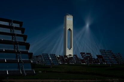 Planta solar de Atlantica Yield-Abengoa en la localidad sevillana de Sanlúcar la Mayor.