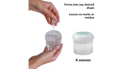 Este producto para pegar cristales tiene una textura suave y flexible en todo momento