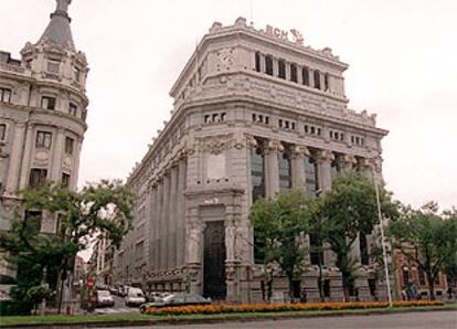 Edificio del Banco Santander Central Hispano en la calle de Alcalá.