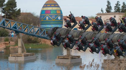 Una atracción del parque de atracciones PortAventura.