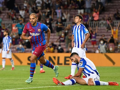 Martin Braithwaite celebra su segundo gol ante la Real Sociedad este domingo en el Camp Nou.