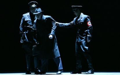 De izquierda a derecha: Ulrich Burdack, Ks. Jörg Sabrowski y Christoph Woo.