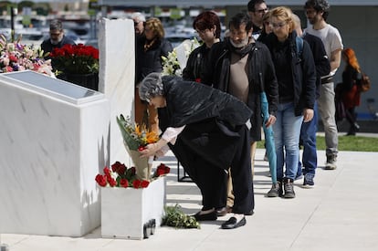 Acto homenaje por el décimo aniversario del accidente del avión de la compañía Germanwings celebrado en el aeropuerto de Barcelona, este domingo. 