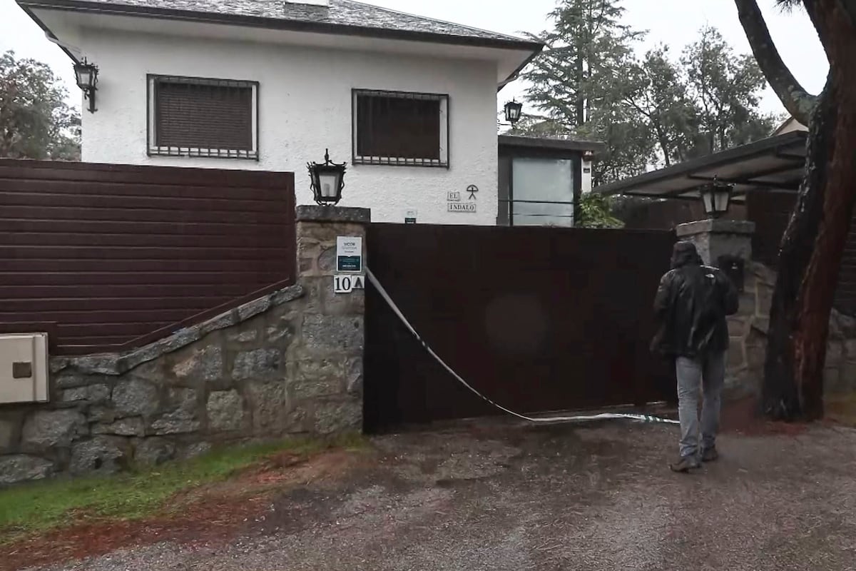 La investigación del crimen de Alpedrete (Madrid) apunta a que el hombre asesinó a su mujer y después se suicidó | Sociedad