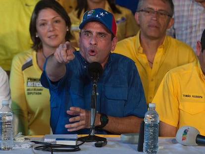 Capriles, durante una rueda de prensa.