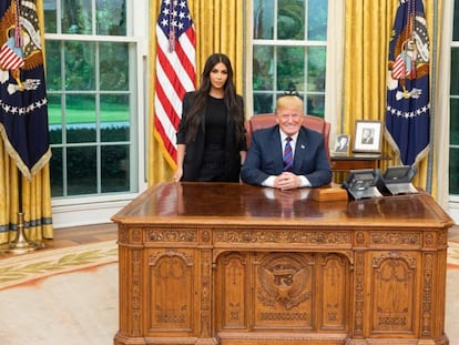 Kardashian e Trump, na quarta-feira, no Salão Oval.