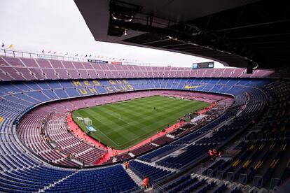Vista general del estadio Camp Nou antes del comienzo del partido.