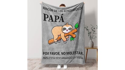 Regalos con oferta para el día del Padre sobre fondo blanco.