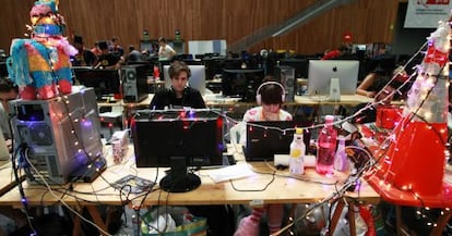 Participantes de una de las jornadas de la Euskal Encounter, en el BEC.