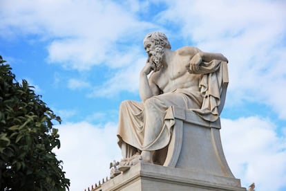 Estatua de Sócrates.