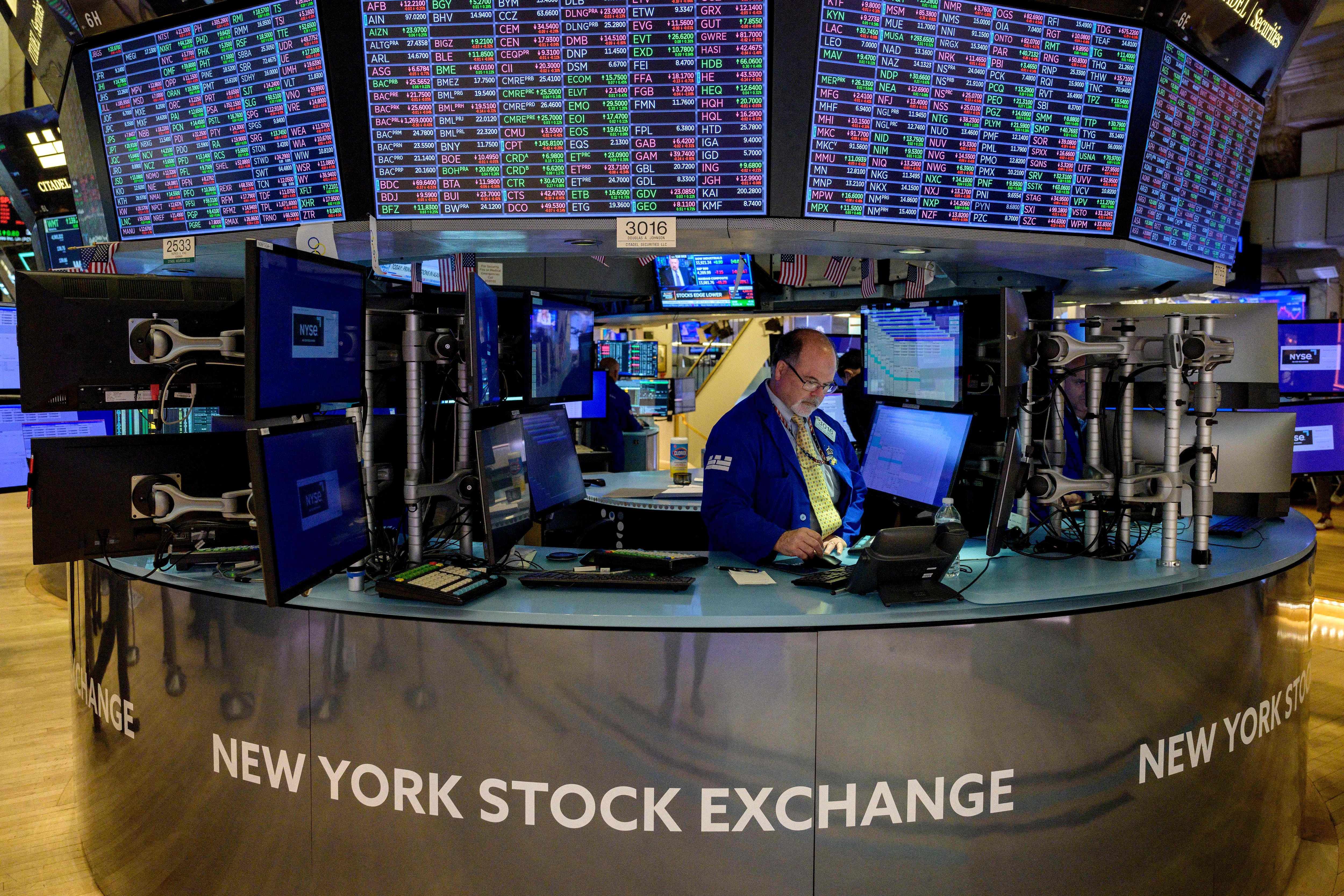 Un operador en la Bolsa de Nueva York