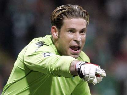 Wiese, el portero titular del Werder Bremen, ayer en el Camp Nou.