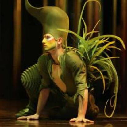 Una de las actuaciones del espectáculo 'Varekai' del Cirque Du Soleil.