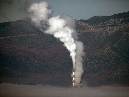 Planta térmica de carbón en Megalopoli, Grecia.