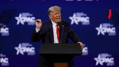 Donald Trump durante seu discurso deste domingo no encerramento da Conferência de Ação Política Conservadora, em Orlando.