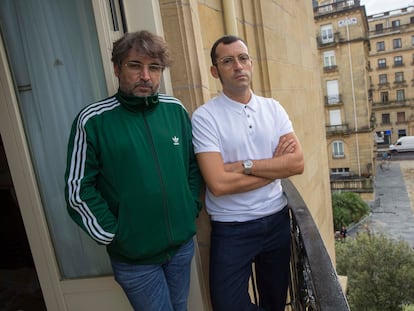Jordi Évole y Màrius Sánchez, directores de 'No me llame Ternera', el sábado por la mañana en San Sebastián.