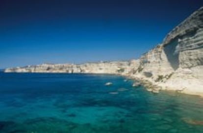 Las Laveezi están muy cerca de la costa de Córcega.