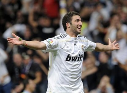 Higuaín celebra se segundo gol ante el Getafe.