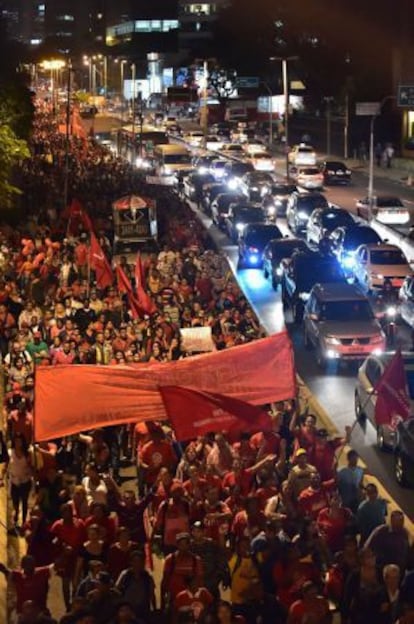 Protestors from the Homeless Workers Movement block Marginal Pinheiros highway.