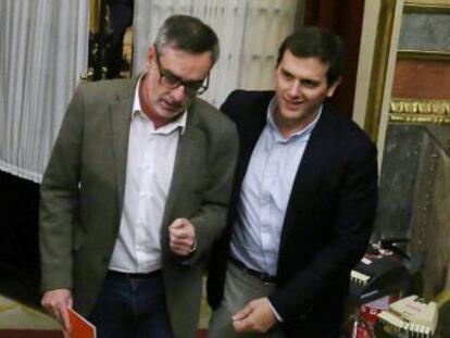 Los populares, en plena batalla con Rivera, llevan las cuentas de su socio de investidura al Senado