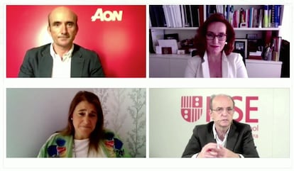 Eduardo Dávila, Laura González-Molero, Socorro Fernández Larrea y Santiago Álvarez de Mon, durante la tercera sesión del VIII Foro del Consejero.