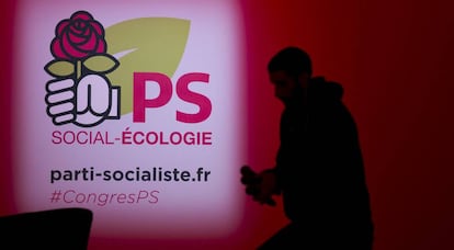 O PS francês realiza seu congresso em Aubervilliers, nos arredores de Paris.