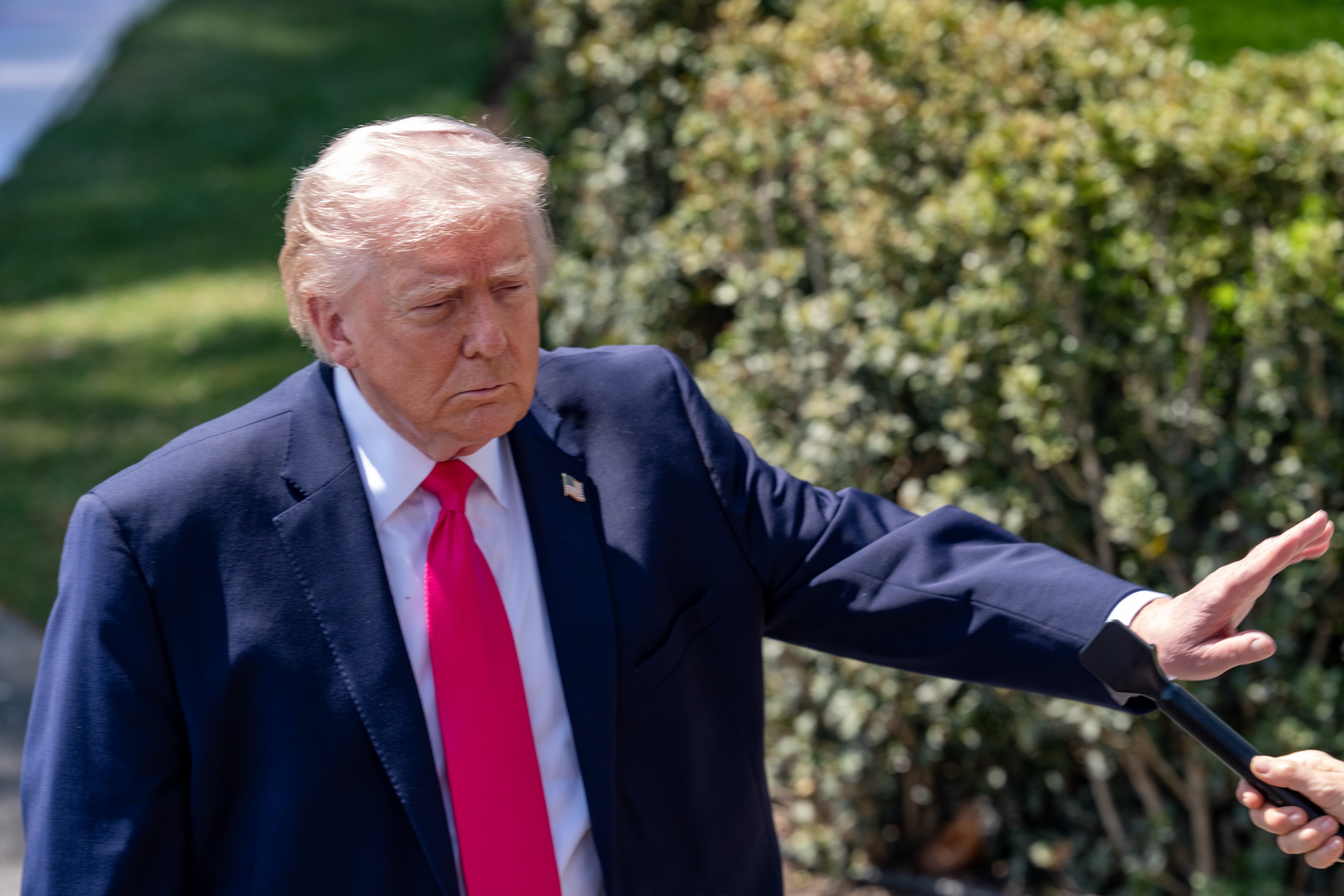 León XIV se planta ante Trump