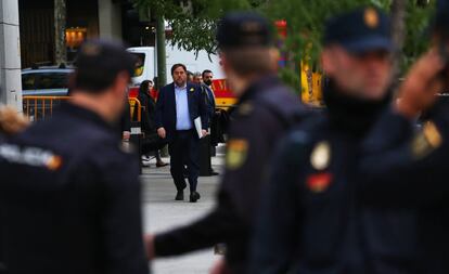 Oriol Junqueras, exvicepresidente de la Generalitat de Cataluña, llega a la Audiencia Nacional de Madrid, de donde salió detenido acusado de rebelión, sedición y malversación de fondos relacionados con la declaración de independencia de Cataluña, y llevado a la cárcel de Estremera (Madrid), fotografiado el 2 de noviembre de 2017.