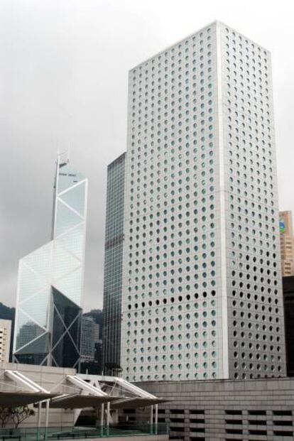 Jardine House, "la casa de los anos", en Hong Kong. |