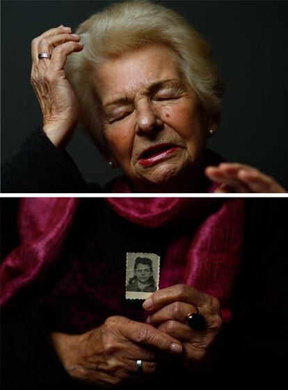 Halina Brzozowska, de 82 anys, registrada amb el número 86356, posa amb una imatge d'ella mateixa que li van fer durant la guerra, a Varsòvia, el 12 de gener del 2015. Brzozowska tenia 12 anys quan va ser deportava amb la seva família a un camp de Pruszkow. Ella i la seva germana, de 6 anys, van ser enviades en tren, posteriorment, cap a Auschwitz-Birkenau. És difícil per a Brzozowska explicar el que els va passar. Les van expulsar de casa seva, les van separar dels seus familiars i van perdre la seva infància.