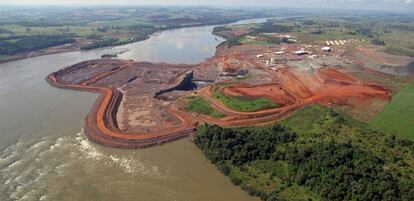 Vista a&eacute;rea de Bajo Iguaz&uacute;, en el Estado de Paran&aacute; (Brasil).