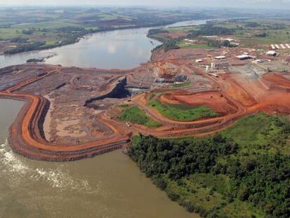 Vista a&eacute;rea de Bajo Iguaz&uacute;, en el Estado de Paran&aacute; (Brasil).