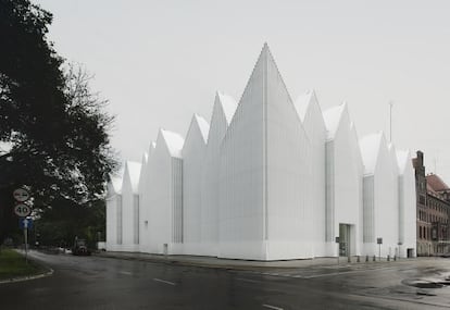 Edifici per a la Filarmònica de Szczecin (Polònia), de Fabrizio Barozzi i Alberto Veiga, guanyador del Premi Mies van der Rohe 2015.